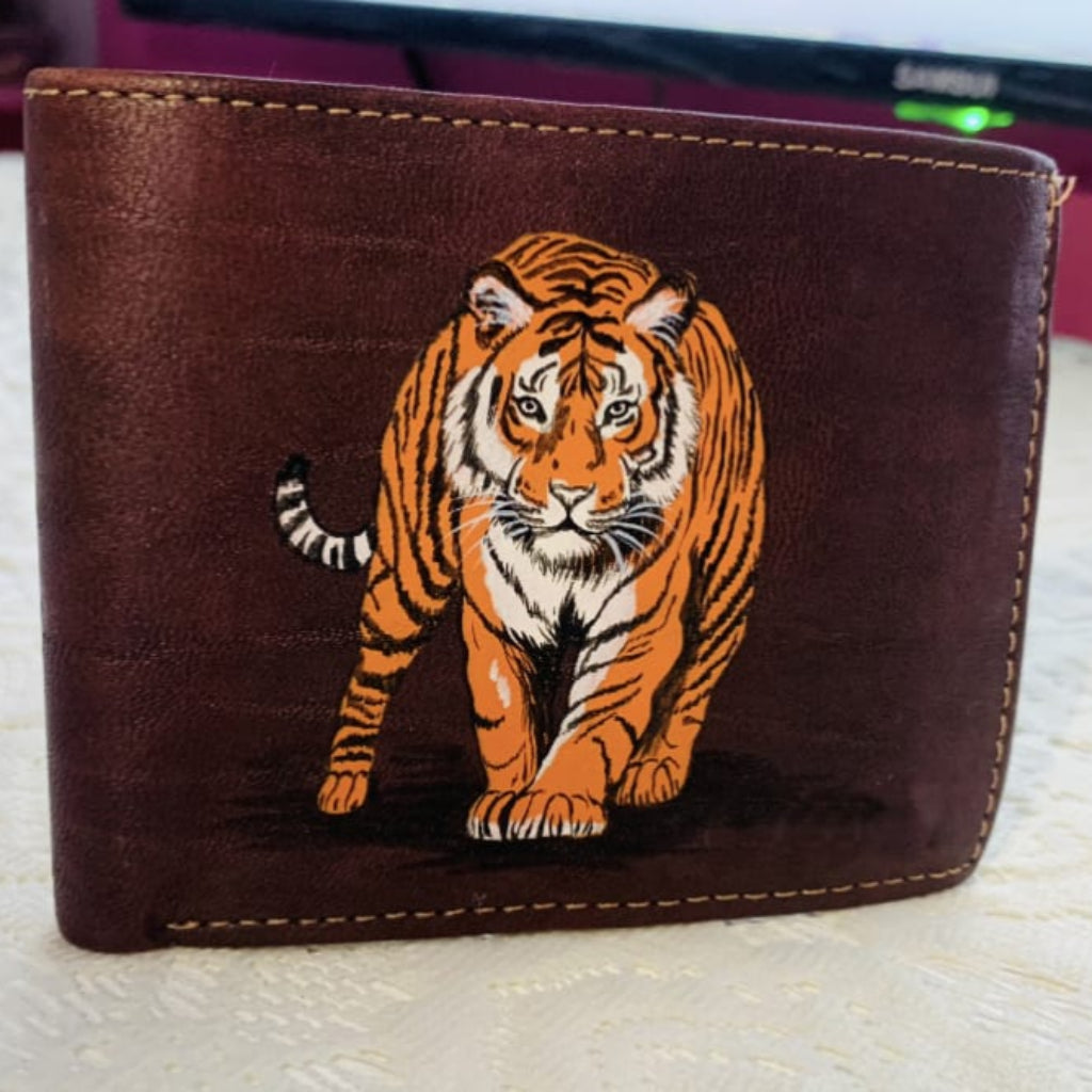 Hand-Painted Tiger Leather Wallet – Brown Artisan Wallet with Bold Tiger Design